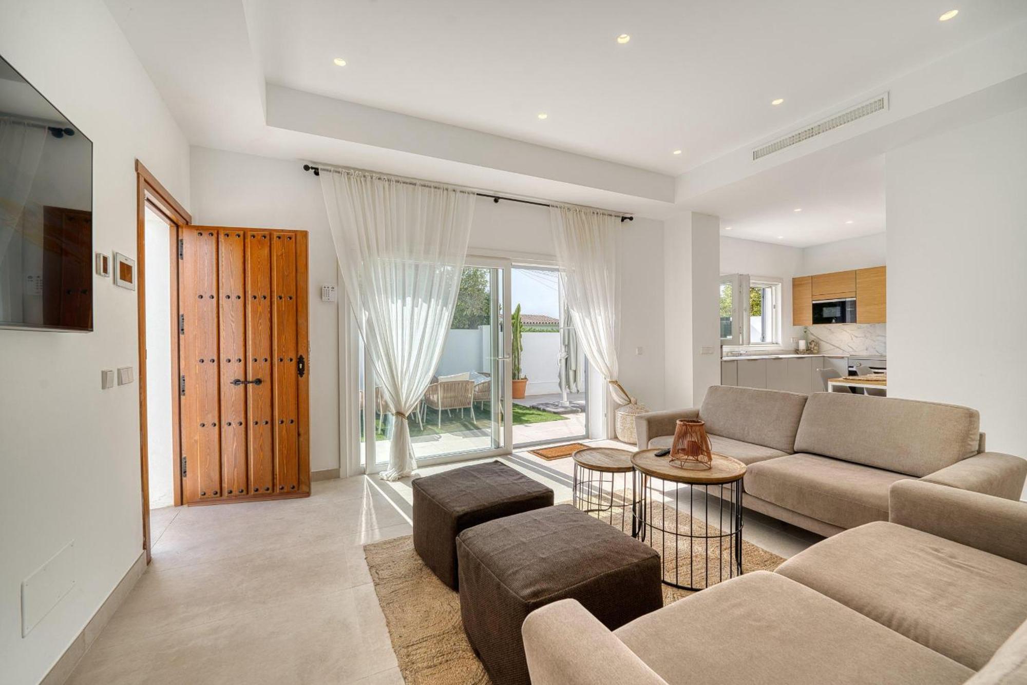1182 Town Modern House Center Holiday home *